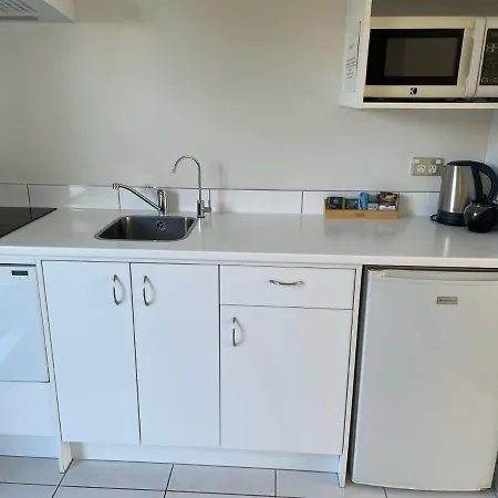 Carters By The Sea Beachside Studio Apartments Carters Beach Exterior photo